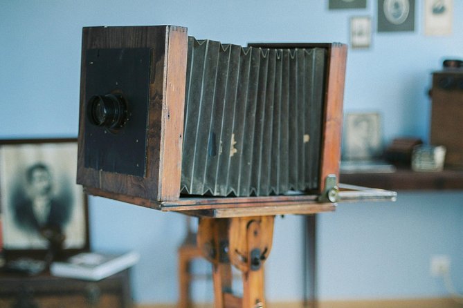 19th Century Photography Experience - Five Historic Photography Studio: Antique Set, Period Furniture, and Real Tools