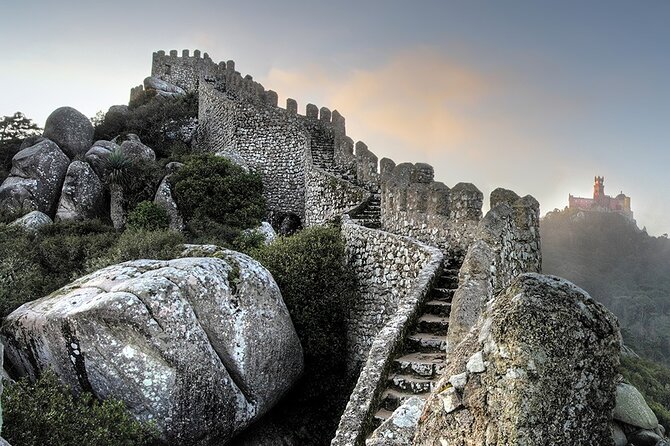 Best Sintra day trip : Pena Palace, Regaleira, Clifs & Ocean - Valverde Palácio de Seteais: Two Viewpoints for Next-to-No Ticket Hassle