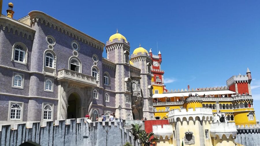 Cascais: Small group tour Sintra & Cabo da Roca & Cascais - Pena Palace Park and Palace: the fairytale start