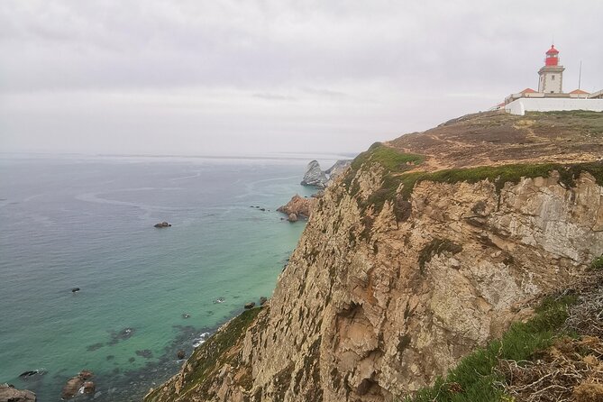 Discover Sintra and Cascais in a portuguese 4WD Private Group - The Moorish Castle area: dramatic but not always the priority