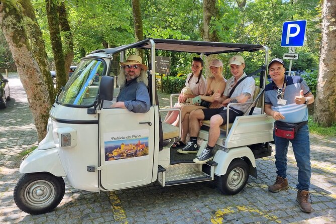 Discover Sintra of Tuk Tuk: Palaces, Legends and Landscapes - Stop 5: Castelo dos Mouros for medieval views