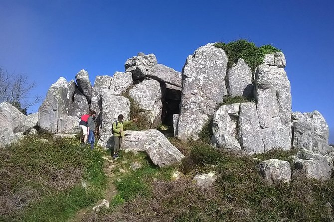 Discover Sintra's Hidden Trails: A Unique Hiking Experience - What to Pack for a Moderate-Fitness Hike