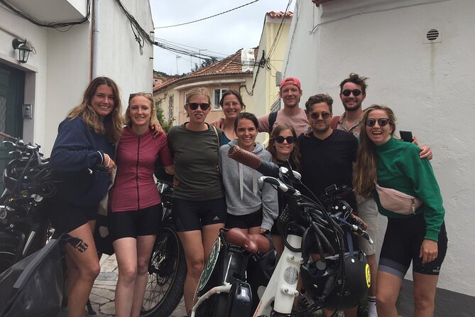 E-Bike Self Guided Tour Sintra & Cabo da Roca - Castelo dos Mouros and the Pena area: big views, real access roads