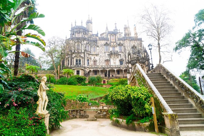 E-ticket to Quinta da Regaleira with audio and Sintra city audio - Unfinished Well: a stop that rewards slow looking