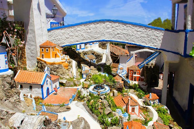 Ericeira & Mafra’s Wonders - Rural Beach & Wine Private Tour - Aldeia da Mata Pequena: a quick countryside-style pause