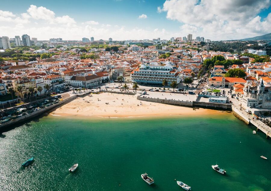 Exclusive tour by car - Sintra city and Cascais city - Why Sintra and Cascais in One Car Works