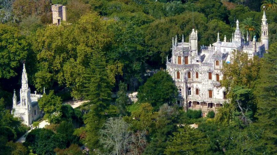 From Lisbon: Full-Day Tour to Sintra and Cascais by Car - Private group value: $455 up to 4 people, and why that can work