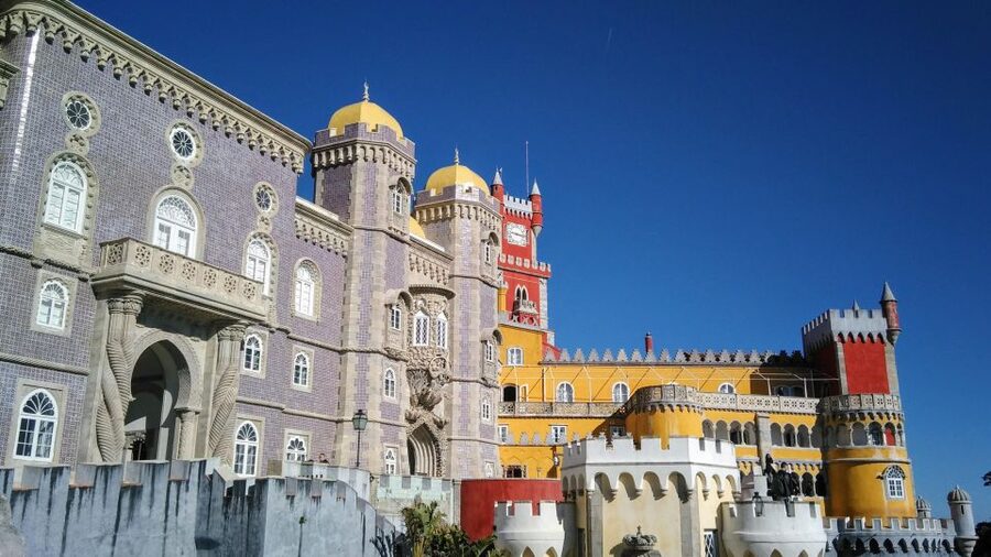 From Lisbon: Nazare and Sintra Private Tour - Price and Value: Is $383 per Group Worth It?