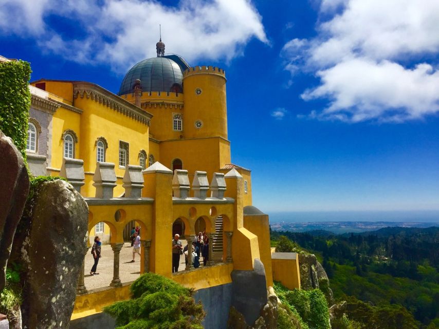 From Lisbon: Pena Palace, Regaleira, Sintra & Cascais Tour - Cascais: the seaside reset with marina and craft stops