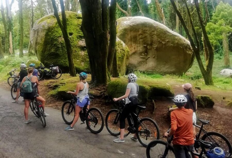 From Lisbon: Sintra and Cascais E-Bike Tour - Sintra village and the sweet stop: Queijadas and Travesseiros