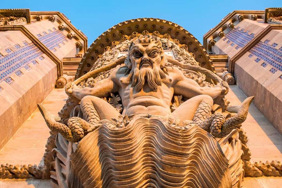 From Lisbon: Sintra Cascais Guided Tour with a Local Expert - Comfort, rules, and who should consider this tour