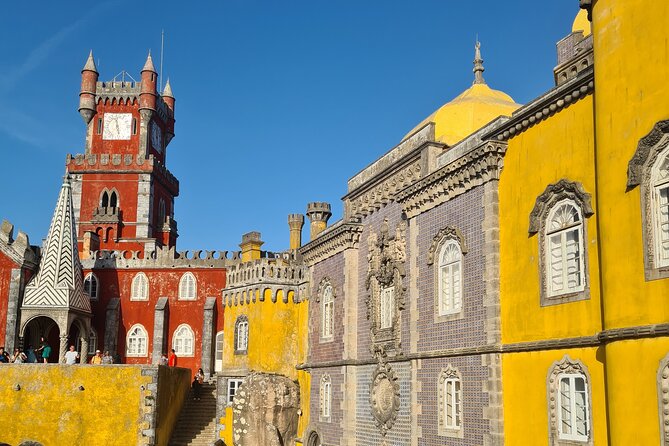 Full day exploring Sintra, Azenhas do Mar and Cabo da Roca - Fonte da Sabuga: refill your bottle with fresh water and palace views