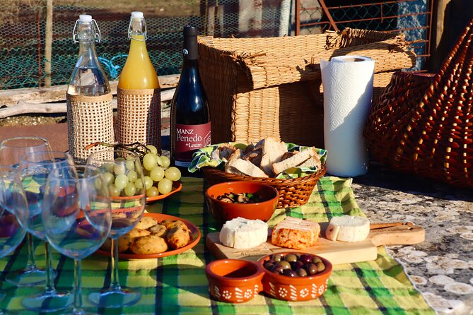 Lisbon Countryside Food Tour on a Vintage Car - Who this fits best (and who may want a different style)