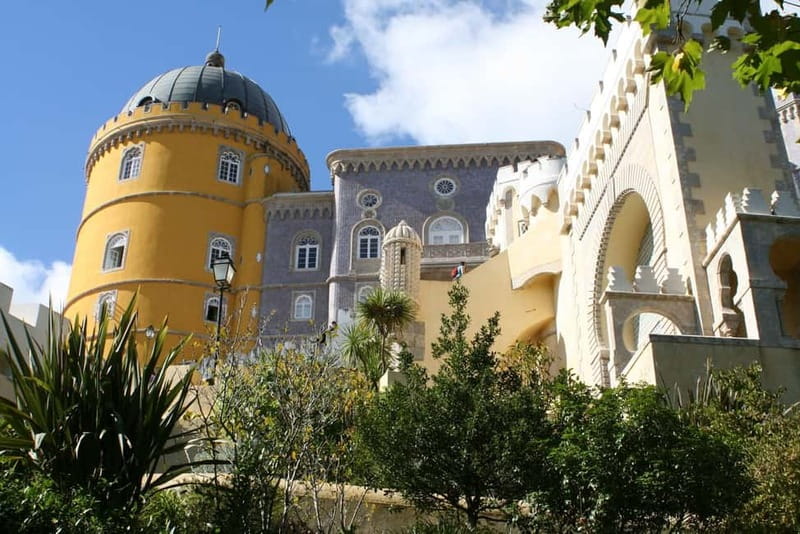 Lisbon: Sintra, Cascais, and Cabo da Roca , Lets Go Tours - Meeting Lisbon, riding in comfort, and keeping the pace humane