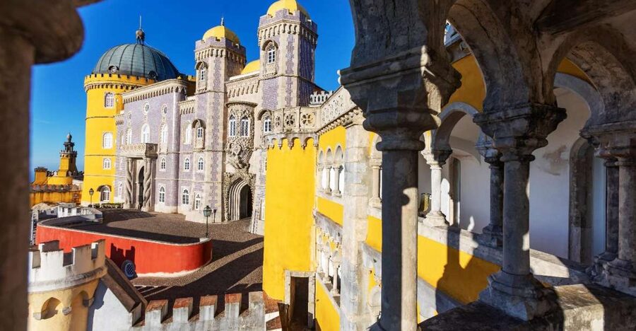 Lisbon: Sintra Half-Day Private Tour with Pena Palace - Pena Palace guided time, park atmosphere, and a real plan B