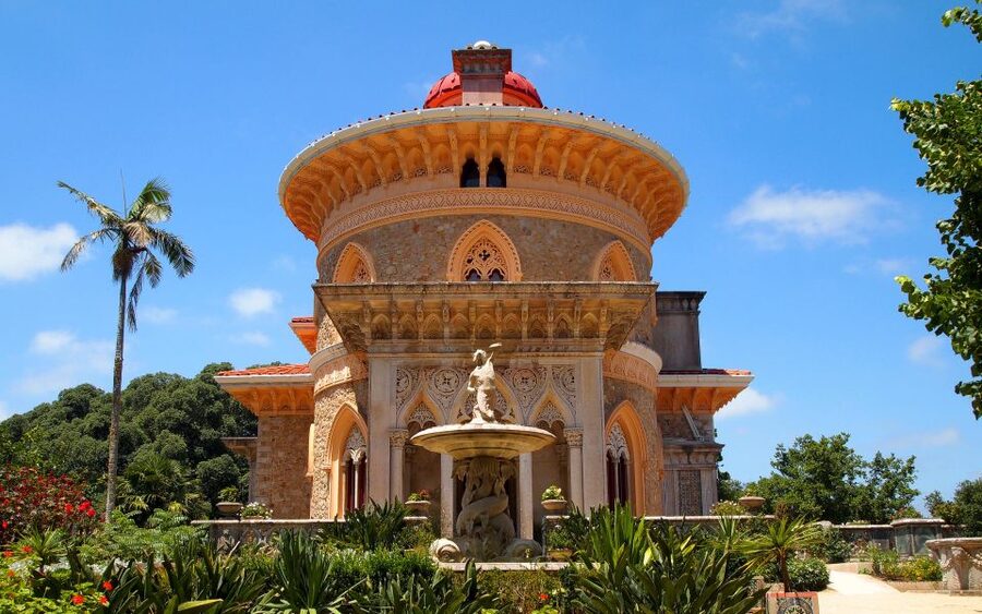 Lisbon: Sintra Monserrate Palace, Cabo da roca private tour - Praia do Guincho and Cascais: photo stops that keep the story moving