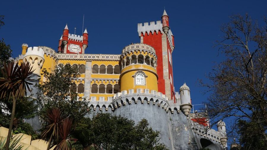 Lisbon: Sintra, Pena Palace and Cascais Region Private Tour - Cascais: A Coastal Break From Palace Days