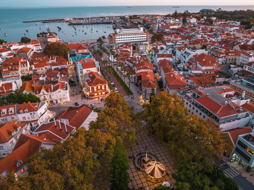 Lisbon: Sintra, Pena Palace, Cabo da Roca, & Cascais Tour - Cabo da Roca: The Cliffs That Make You Put Your Phone Away
