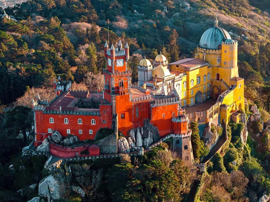 Lisbon: Sintra, Pena Palace, Cabo da Roca, & Cascais Tour - Meeting at Avenida da Liberdade: A Fast Start Beats a Slow One