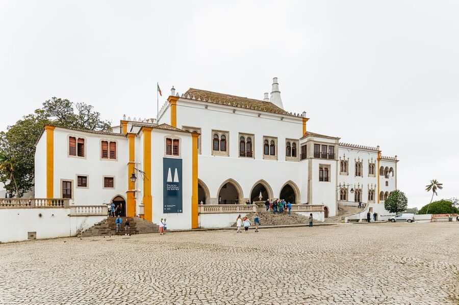 Lisbon: Sintra Tour with Optional Regaleira & Pena Gardens - Lunch Timing: Plan for It, Don’t Hope for It