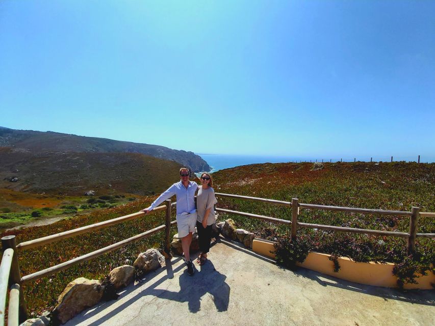 Lisbon: Sintra World Heritage & Cascais Village Private Tour - Meeting Your Guide and Getting Off the Lisbon Start Line