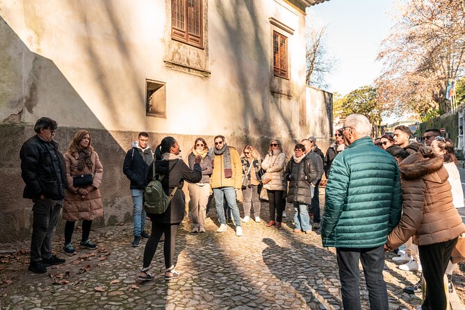 Magical Sintra Village Tour - Liberdade Park and Fonte Mourisca: when heritage shows up in stone