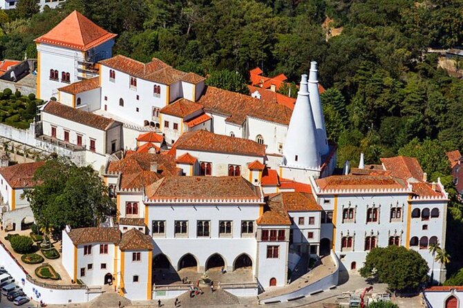 Private tour in Sintra, Cabo da Roca, Cascais. Wonderful day. - The Lunch Factor: Where a Guide Can Save You From Tourist Traps