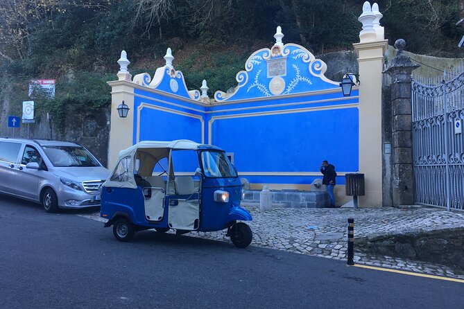 Private Tuk Tuk Tour of Sintra and Beaches in 2.5h - Castelo dos Mouros: medieval fortress views on a ridge