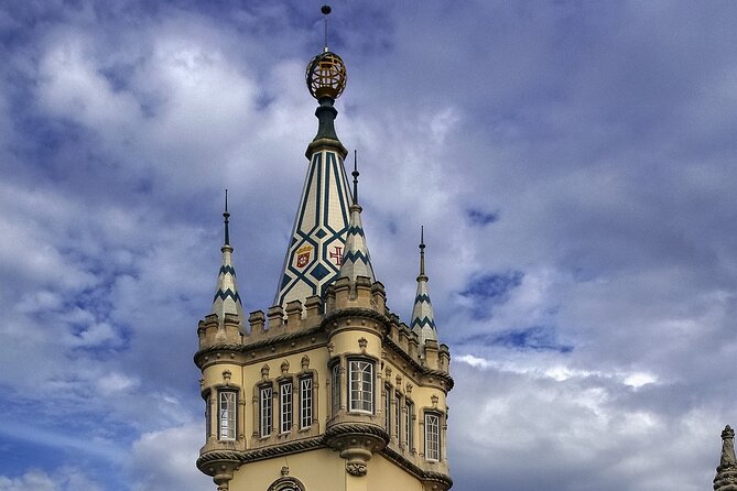 Private Tuk Tuk Tour through Serra de Sintra - Sabuga Fountain: the fountain of youth, plus a useful bottle refill