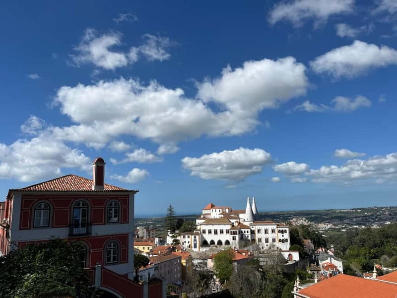 Sintra: 1-Hour Guided Tuk-Tuk Tour - Stop-by-stop: making the most of each photo moment