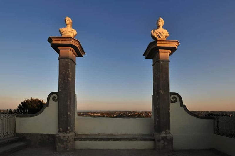 Sintra, Cabo da Roca & Cascais: Full-Day Private Guided Tour - Guincho Beach, Boca do Inferno, and the final coastal show