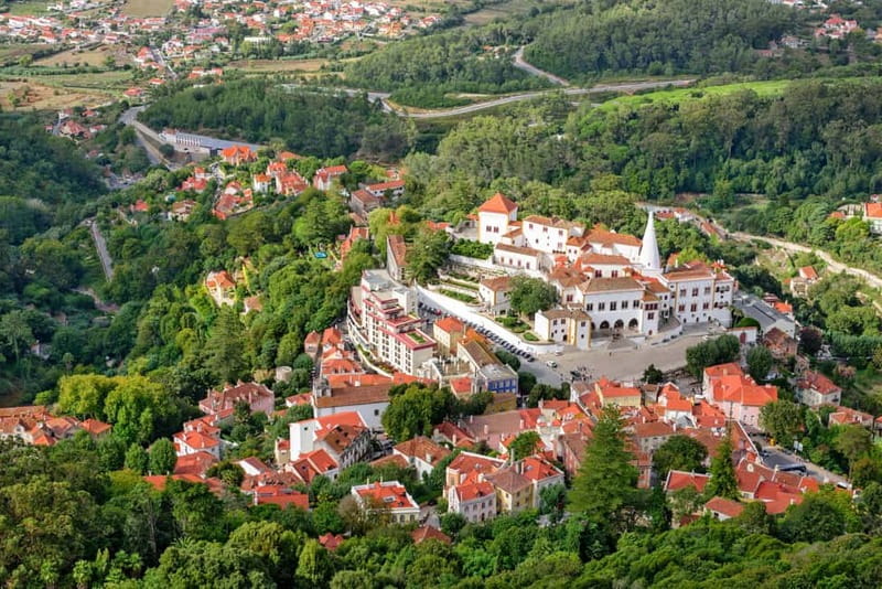 Sintra Hike: Past palaces and hidden paths. - Key highlights worth your attention