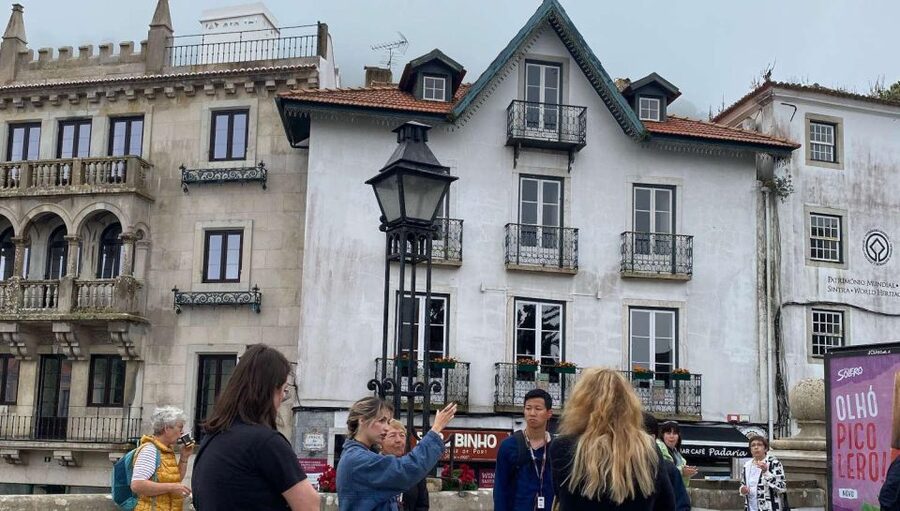 Sintra/Lisbon: Sintra & Quinta da Regaleira Tour with Ticket - Sintra Old Town first: why that opening walk is worth it