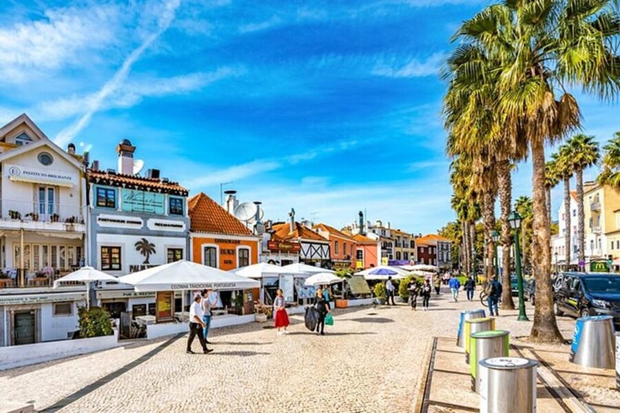 Sintra Magic & Coastal Wonders: Private Day Trip from Lisbon - Monserrate Palace: the underrated palate cleanser