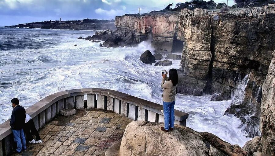 Sintra Magic & Coastal Wonders: Private Day Trip from Lisbon - Cascais: the payoff town with real free time