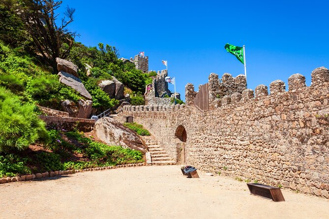 Sintra: Moorish Castle Entrance E-Ticket with Audio Guide - Getting there and what to do with the rest of your day