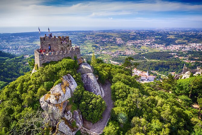 Sintra: Moorish Castle Entrance E-Ticket with Audio Guide - Tickets and the one detail that can save your visit