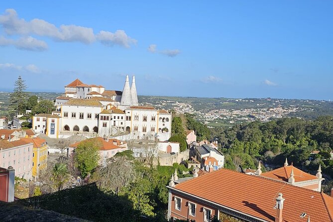 Sintra Palaces and Forest Private Tour - The forest walk from Vila de Sintra: where the day really begins