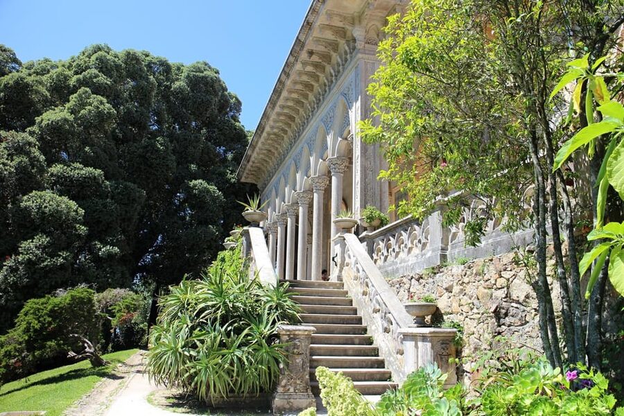 Sintra: Park and Palace of Monserrate E-Ticket & Audio Guide - Practicalities: what to bring, what to avoid, and where queues can bite