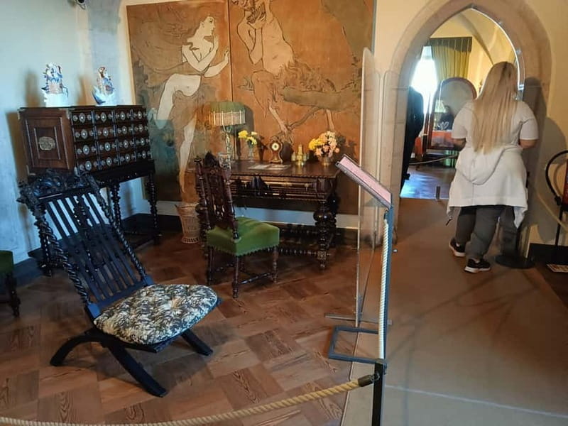 Sintra: Pena Palace and Park Entry Ticket with Tuk Tuk Ride - Small group of 3: what you gain (and what it costs)