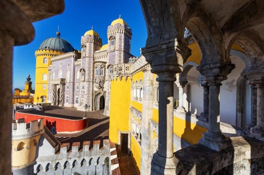 Sintra:Pena Palace,Moorish Castle & Q-Regaleira Private Tour - What I’d pack and how to handle the walking