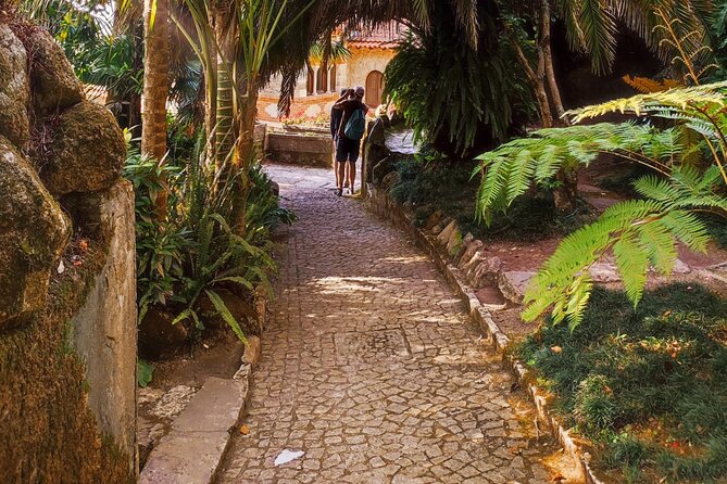 Sintra Private Hiking Adventure Tour - Queijadas da Sapa: pastries first, then the hike plan