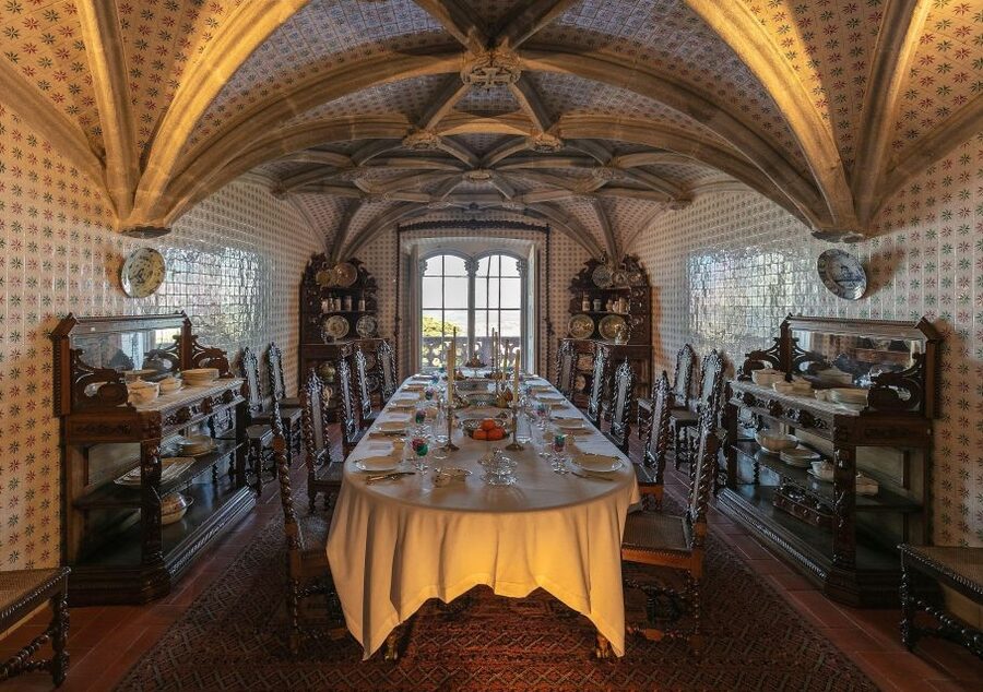Sintra: Private Tour with Guided Pena Palace Experience - The express security check: saving time without skipping the important parts