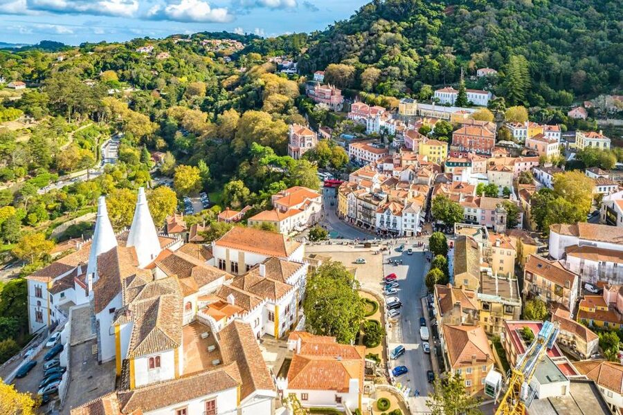 Sintra: Private Tour with Guided Pena Palace Experience - Sintra Village for a guided hour: getting the town texture, not just the castle