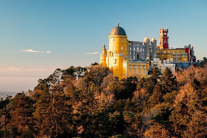 Sintra Private Tour with Tickets: Pena Palace & Moorish Castle - Why Pena and the Moorish Castle fit together so well