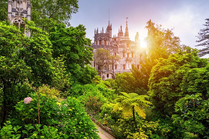 Sintra: Quinta da Regaleira E-Ticket and Multilingual Audio Tour - Entering Quinta da Regaleira: lines, pacing, and where time goes
