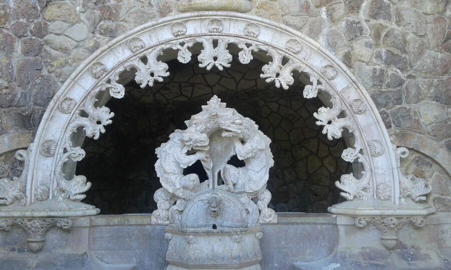 Sintra: Quinta da Regaleira Entry Ticket and Guided Tour - What to bring, what to expect, and how to handle the walking