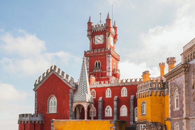 Sintra tour to Pena Palace in vintage car - Private day tour - Private vintage-car Sintra: what 2 to 3 hours really means