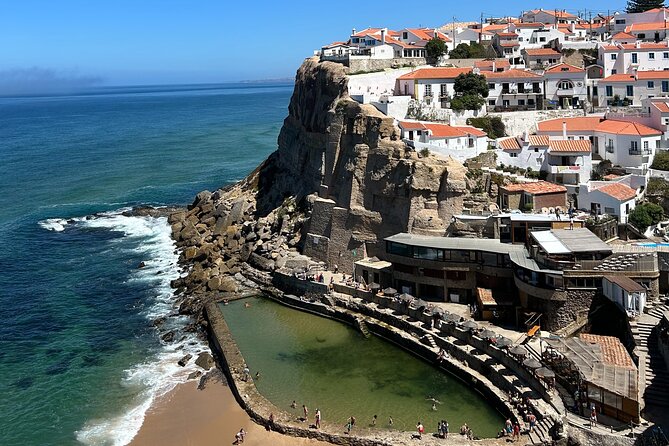 Sintra Village & Beaches Renault 4L Tour (3h) - Fountain Start: Fonte da Sabuga and the Idea of Water in Sintra