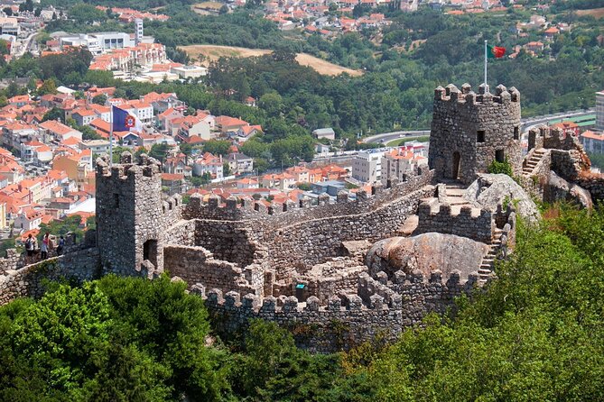 Tuk-Tuk Tour in Sintra Palaces in Cabo da Roca - Penedo: the traditional village break before the coast